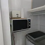 Appartement Face Au Bassin Plein Centre D *